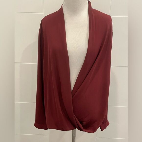 ❤️ Mossimo Rust Red Drape Blouse - Size Large ❤️ - Picture 3 of 10